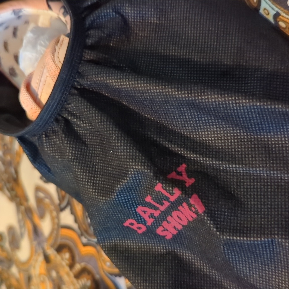 Bally - Picture 5 of 7